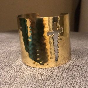 Rustic cuff cross cuff